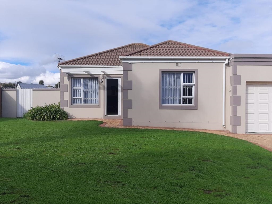 3 Bedroom Property for Sale in Sonstraal Heights Western Cape
